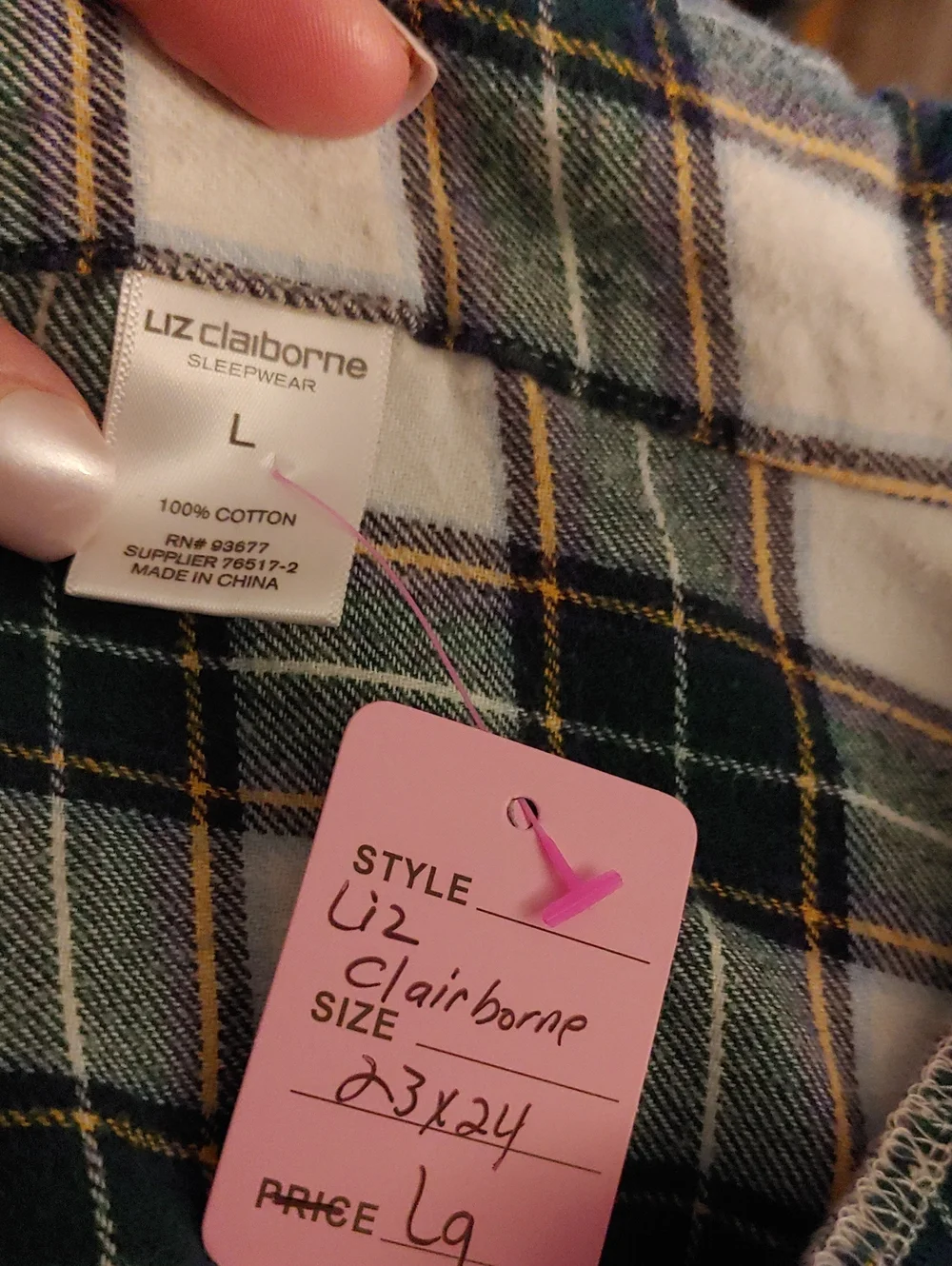 Liz Claiborne large 100% Cotton Green Plaid Long Sleeve Pajama Set